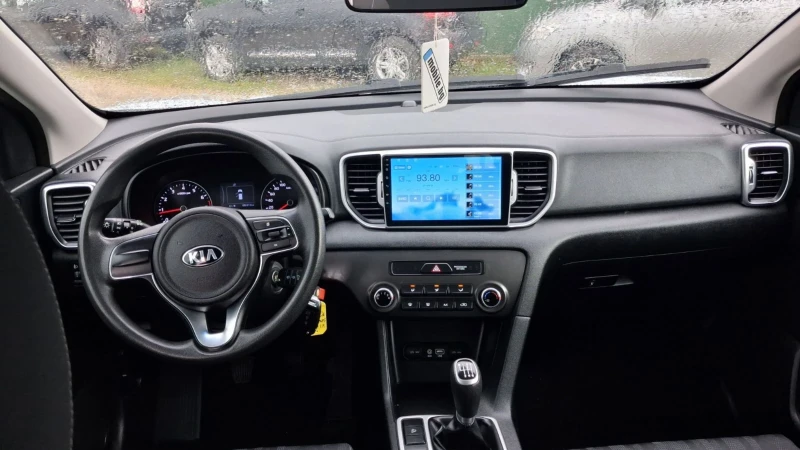 Kia Sportage 1.6i 132кс., снимка 11 - Автомобили и джипове - 53285250