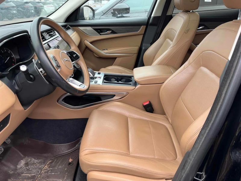 Jaguar F-PACE * S * CARFAX * БЕЗ ПЪРВОНАЧАЛНА ВНОСКА, снимка 5 - Автомобили и джипове - 53309193
