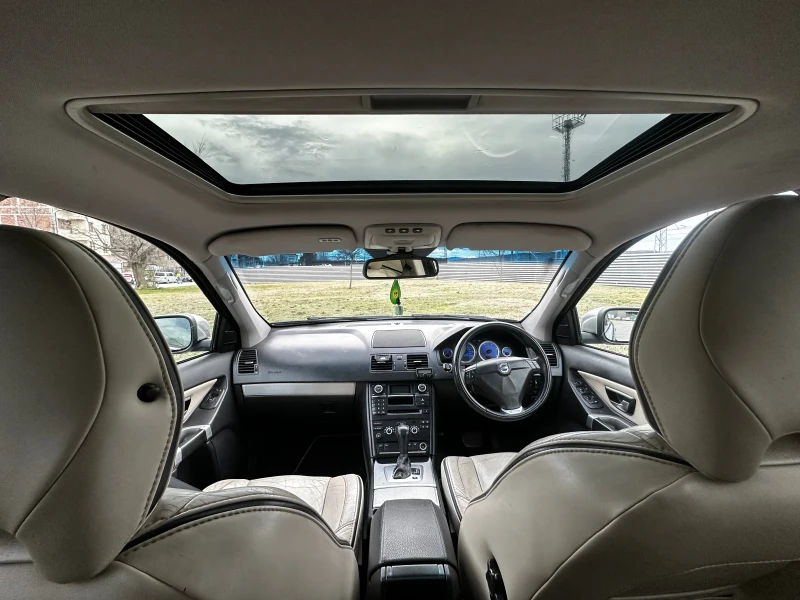 Volvo Xc90 2.4 R-Design, снимка 12 - Автомобили и джипове - 53539699