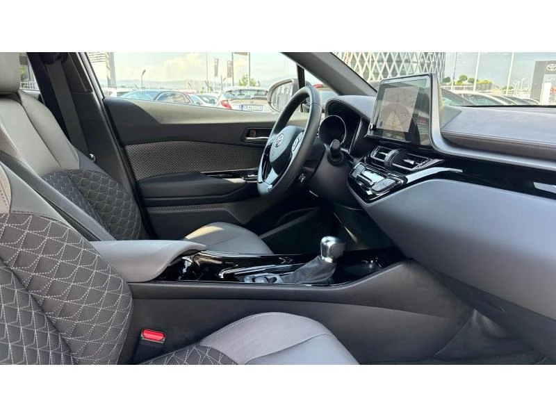 Toyota C-HR 1.8 HSD Chic Bi-Tone - изображение 6