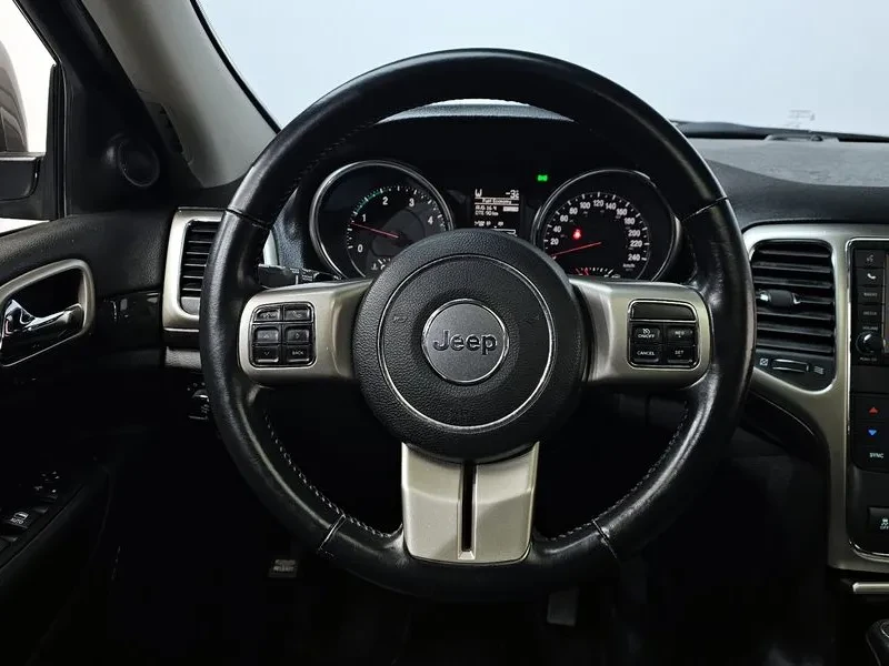 Jeep Cherokee 3.0 Diesel Overland, снимка 13 - Автомобили и джипове - 53589565