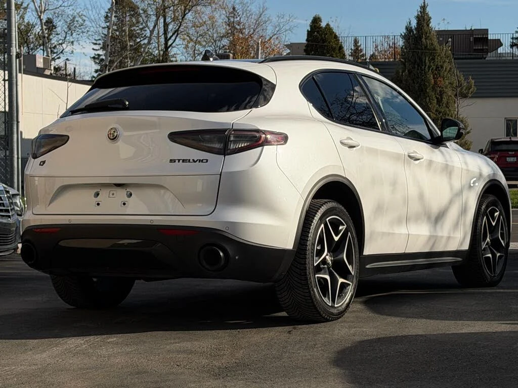 Alfa Romeo Stelvio  - изображение 4