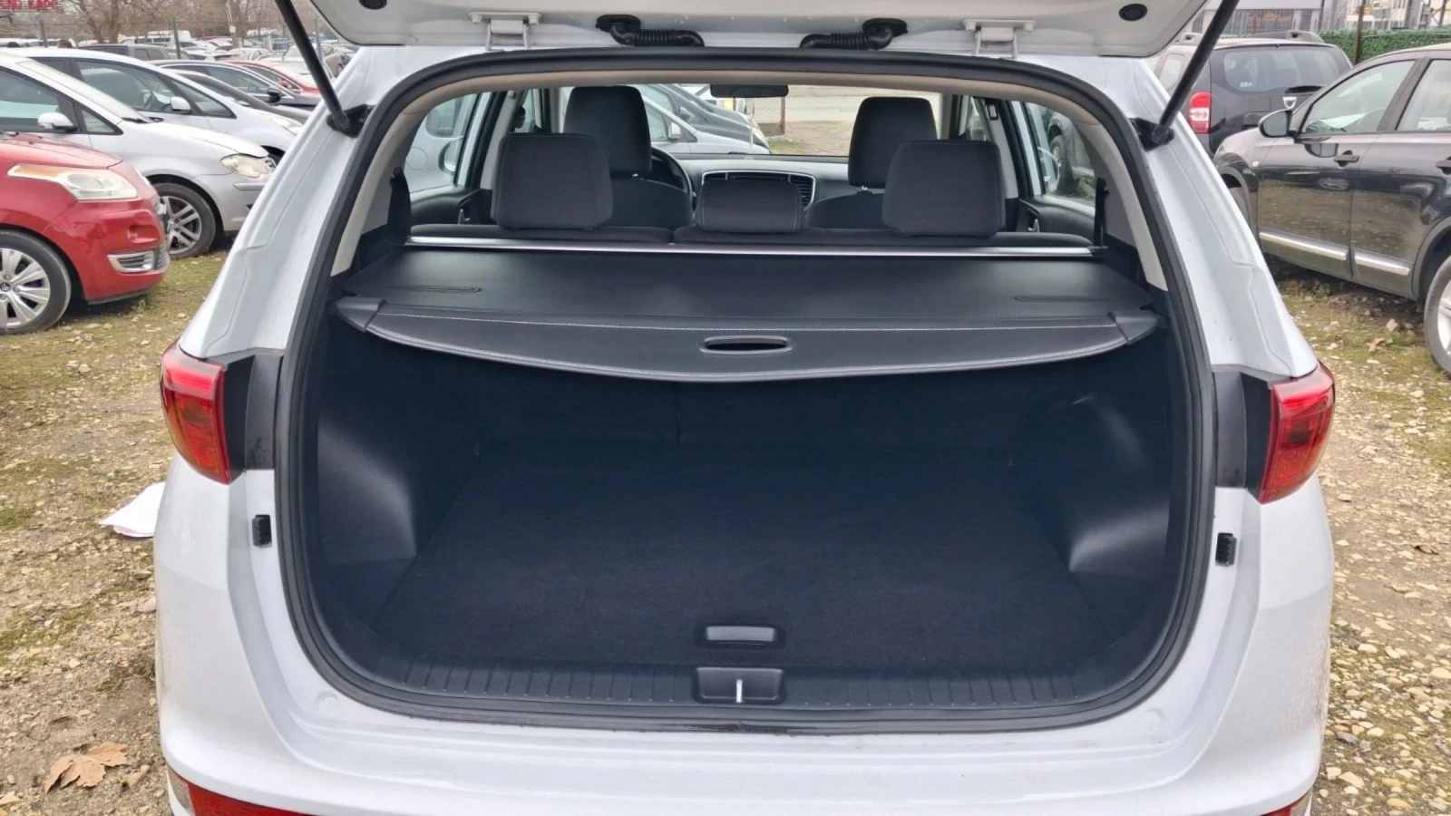 Kia Sportage 1.6i 132��. | Mobile.bg � ����������� 12