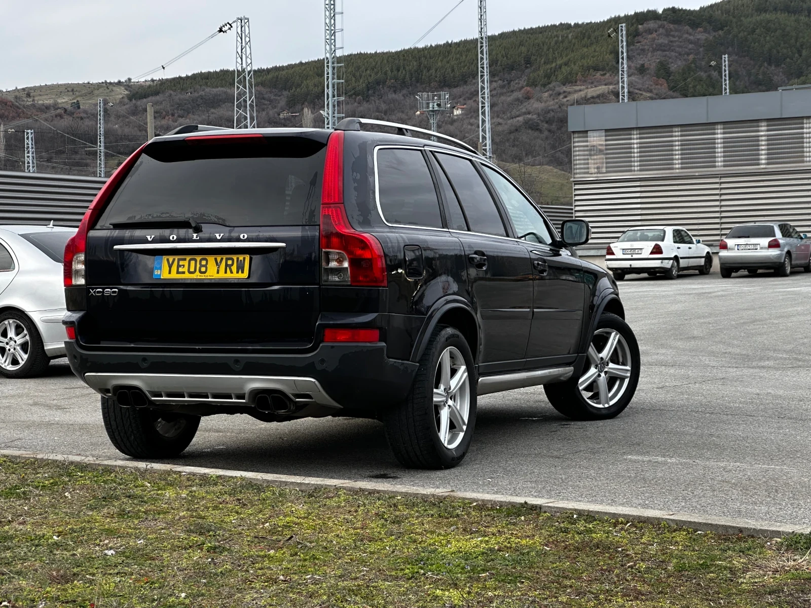 Volvo Xc90 2.4 R-Design - изображение 2