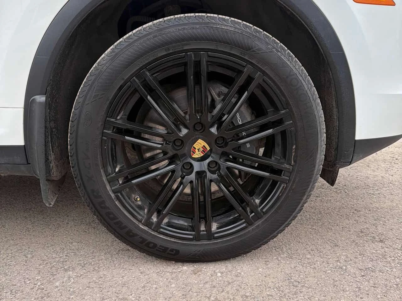 Porsche Cayenne * AWD 4dr * 2 КЛЮЧА* PANO* KEYLESS* ПОДГРЕВ* , снимка 7 - Автомобили и джипове - 54033945