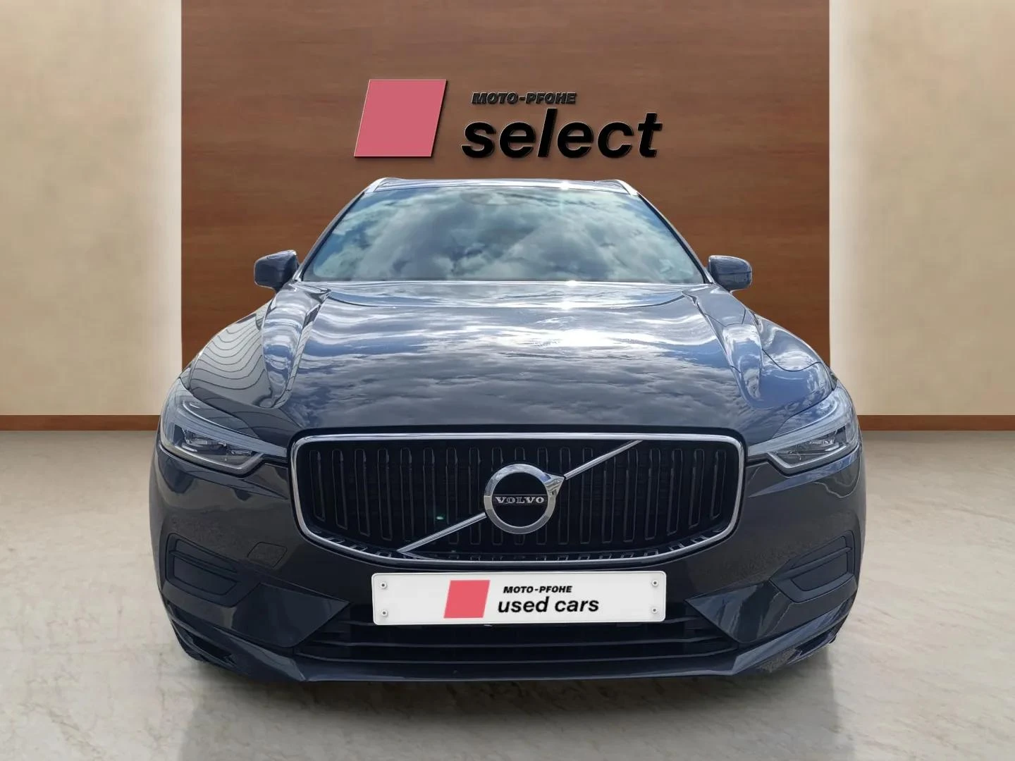 Volvo XC60 D4, снимка 2 - Автомобили и джипове - 54611378