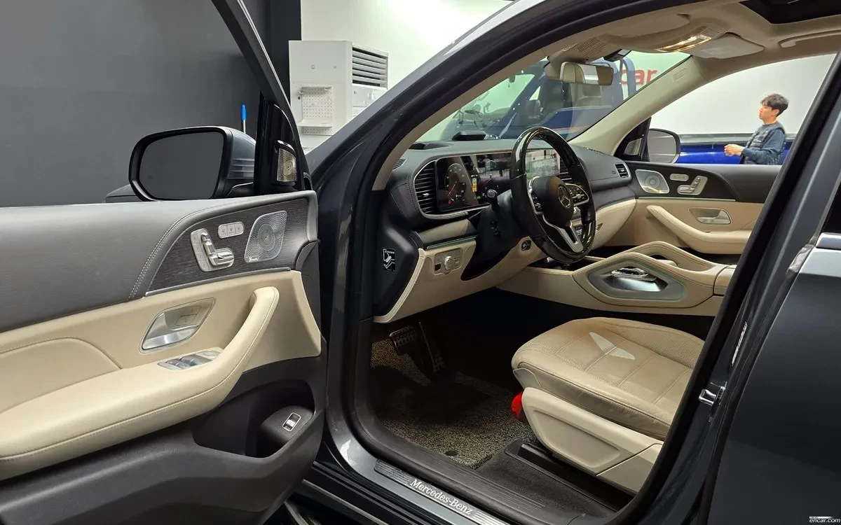 Mercedes-Benz GLS580 4.0 4MATIC, Distronic, HeadUP, Обдух, Панорама, , снимка 9 - Автомобили и джипове - 54642165