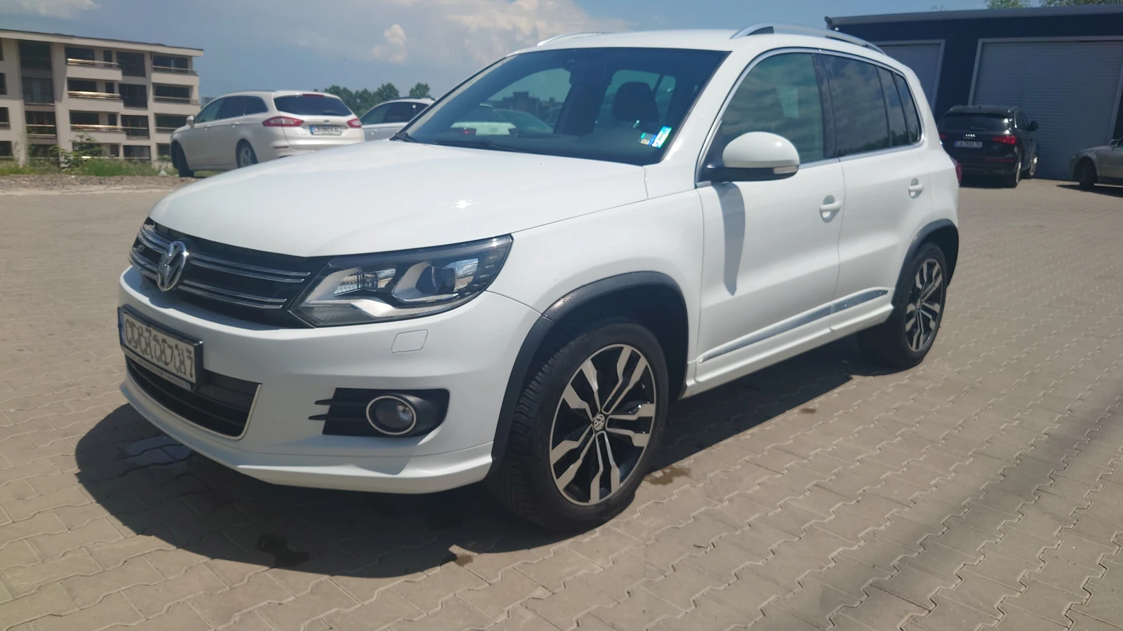 VW Tiguan Sport&Style 2.0TDI DSG7 4Motion F1 2x R-Line N1
