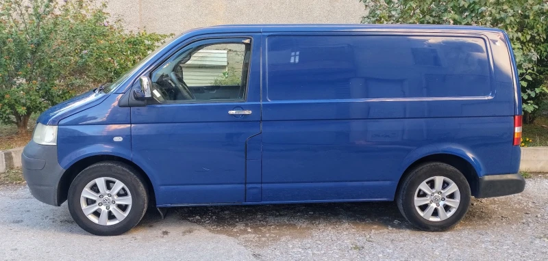 VW T5, снимка 10 - Бусове и автобуси - 47571115