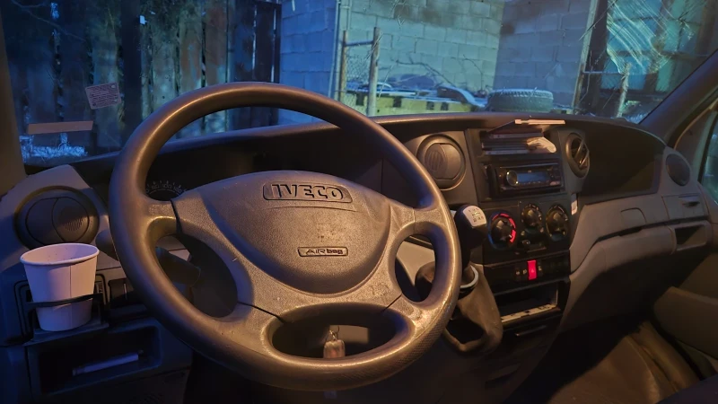 Iveco 35s12, снимка 10 - Бусове и автобуси - 53101095