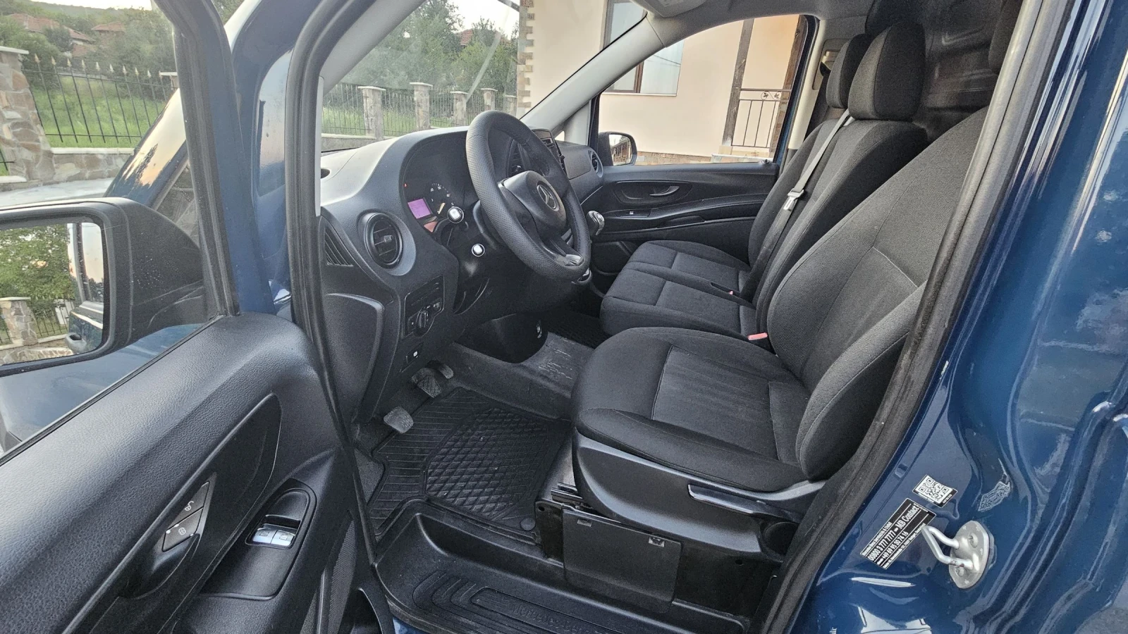 Mercedes-Benz Vito 111 CDI , снимка 8 - Бусове и автобуси - 55356320