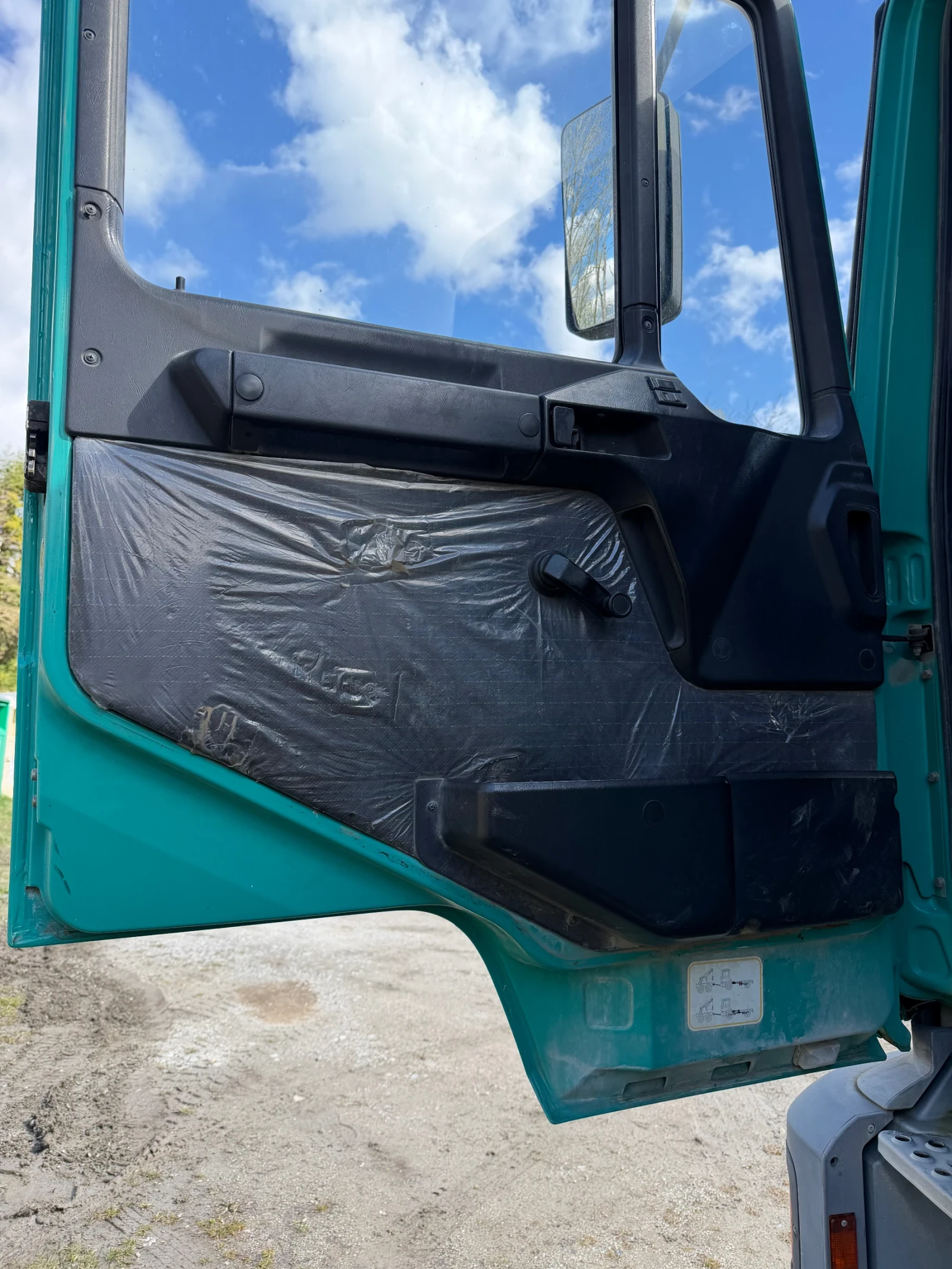 Man 27.460 6�4 ��� ���� | Mobile.bg � ����������� 8