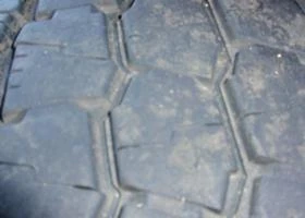 Гуми, снимка 4