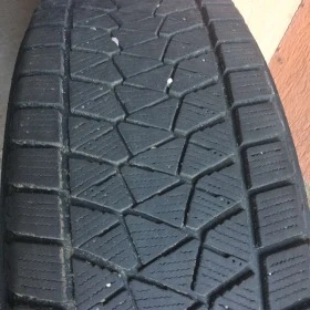 Гуми Зимни 215/65R16, снимка 1