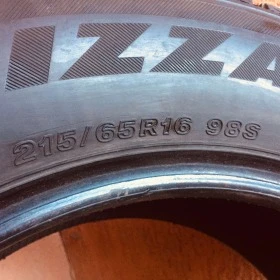 Гуми Зимни 215/65R16, снимка 5