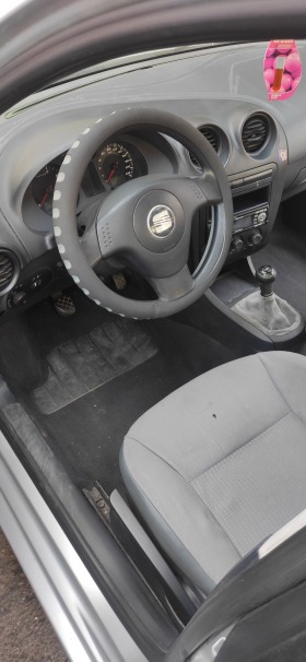 Seat Ibiza 1.2, снимка 6 - Автомобили и джипове - 45471461