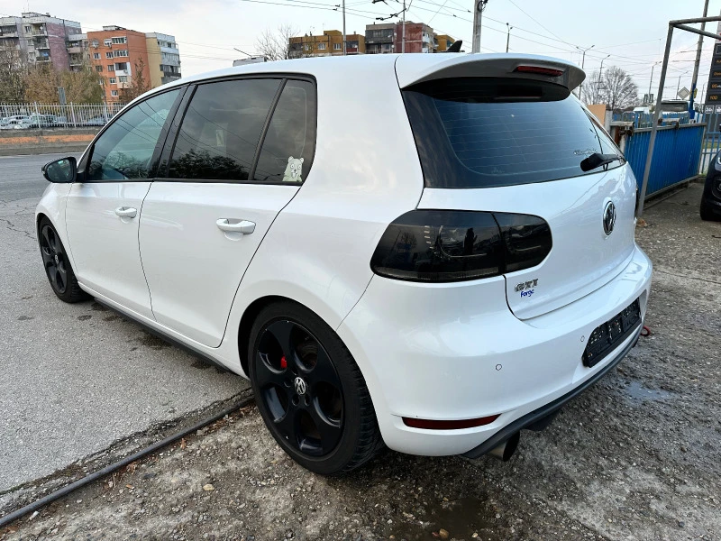 VW Golf GTI, снимка 7 - Автомобили и джипове - 38612900