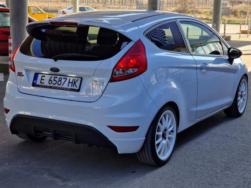 Ford Fiesta 1.6, снимка 8 - Автомобили и джипове - 39587652