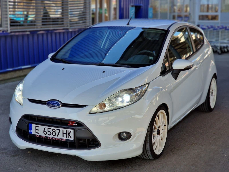 Ford Fiesta 1.6, снимка 1 - Автомобили и джипове - 39587652