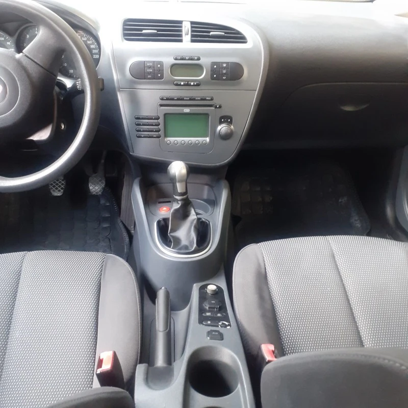 Seat Leon 1.9TDI, снимка 6 - Автомобили и джипове - 46651364