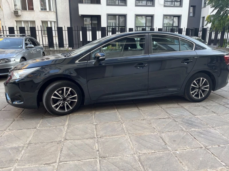 Toyota Avensis, снимка 3 - Автомобили и джипове - 46959319