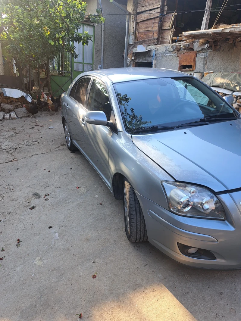 Toyota Avensis, снимка 8 - Автомобили и джипове - 47143335