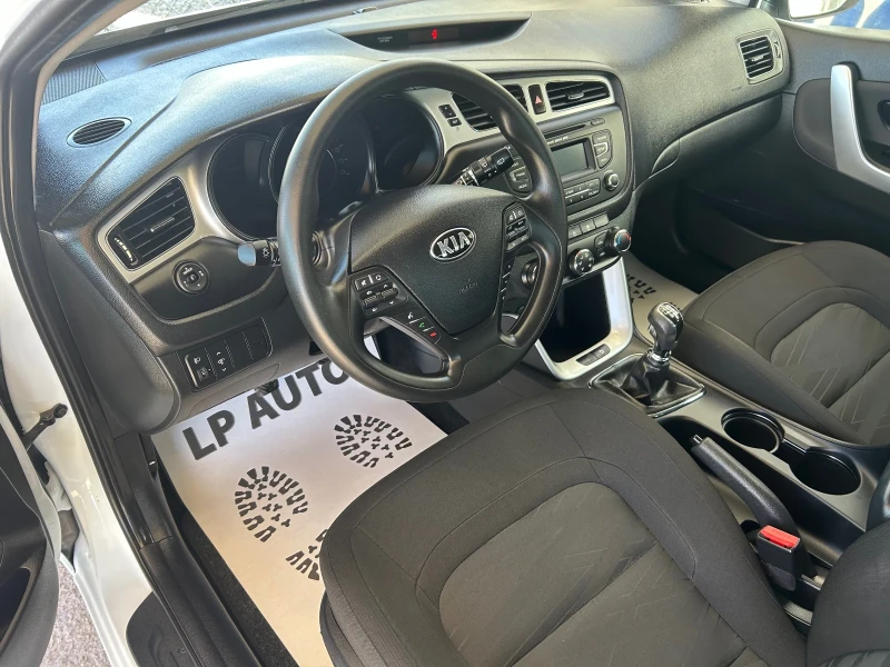 Kia Ceed 1.4d* 90к.с* 129000км* !!!, снимка 7 - Автомобили и джипове - 47457940