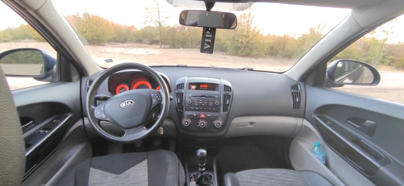 Kia Ceed, снимка 6 - Автомобили и джипове - 48089885