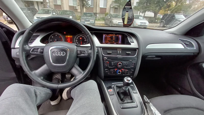 Audi A4 B8 2.0tdi, снимка 5 - Автомобили и джипове - 48223098