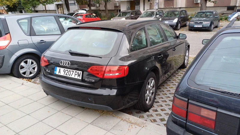 Audi A4 B8 2.0tdi, снимка 3 - Автомобили и джипове - 48223098