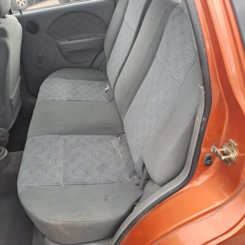 Chevrolet Kalos 1.2.    На 135 х.км. реални!, снимка 12 - Автомобили и джипове - 48256354