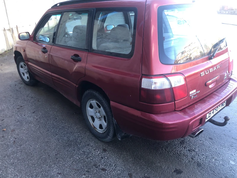 Subaru Forester 2.0 turbo , снимка 9 - Автомобили и джипове - 48938711