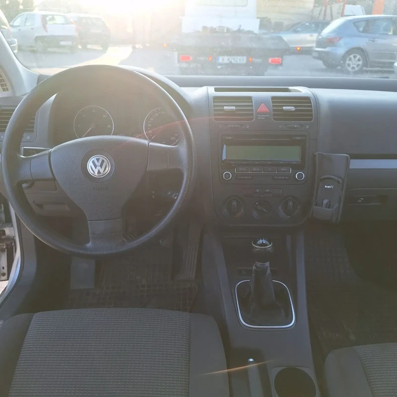 VW Golf, снимка 9 - Автомобили и джипове - 48521333