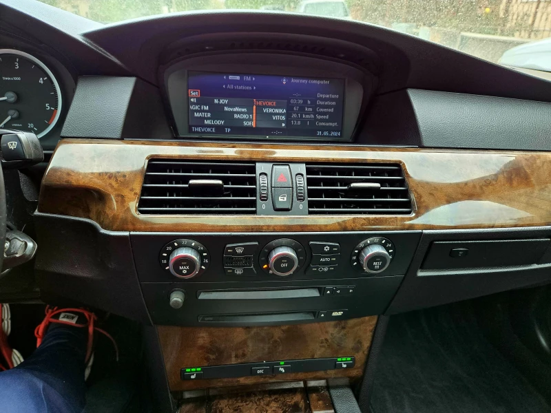 BMW 535 D M-Пакет Германия Нави Кожа Панорама Head Up 20ки, снимка 13 - Автомобили и джипове - 51955024