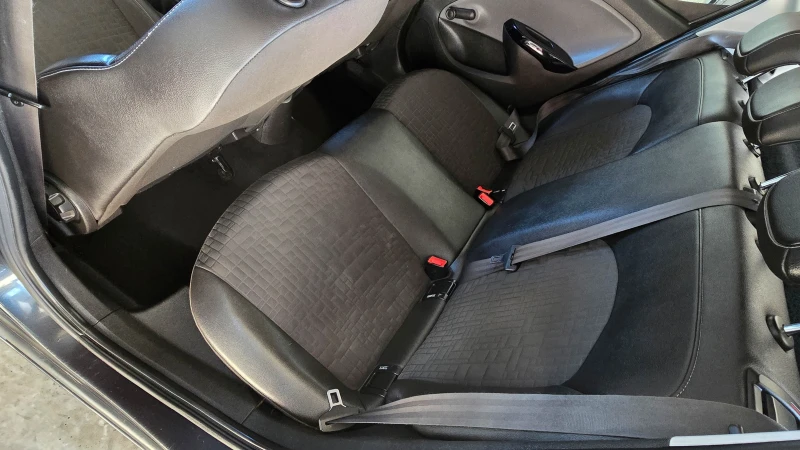 Opel Corsa 1.4* LED* 101* ВС.ЕКСТРИ, снимка 11 - Автомобили и джипове - 52237646
