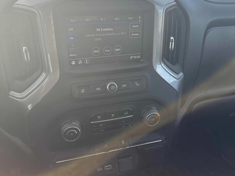 Chevrolet Silverado 1500, снимка 8 - Автомобили и джипове - 53274544