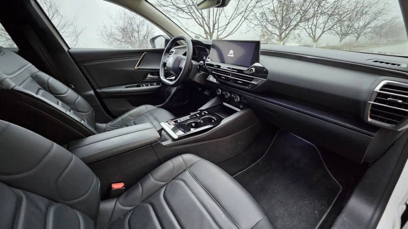 Citroen C5X 5300 км | Официална гаранция до 08.2026 | FULL EXT, снимка 11 - Автомобили и джипове - 53512815