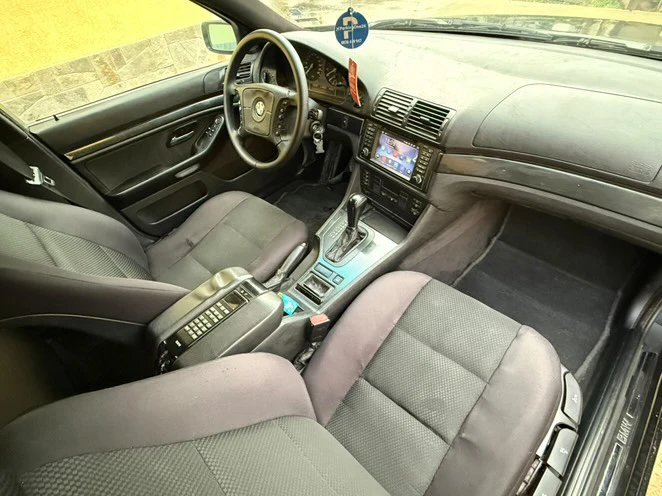 BMW 523, снимка 5 - Автомобили и джипове - 52627062