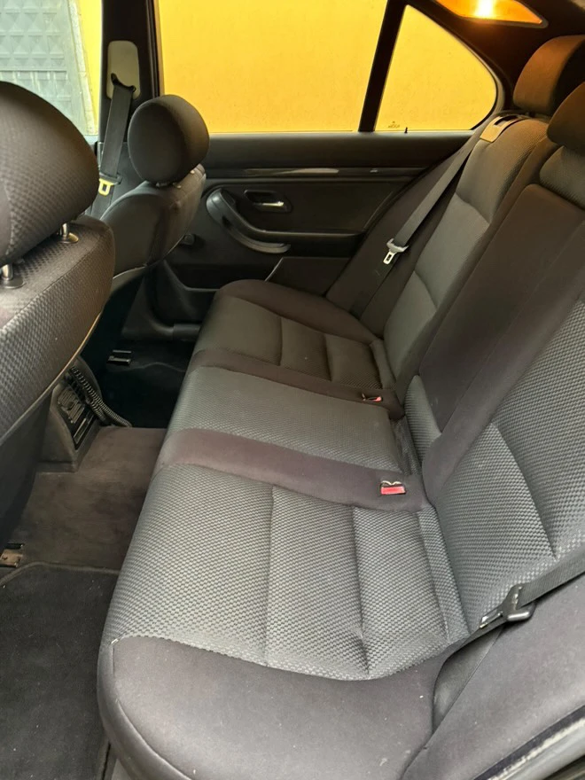 BMW 523, снимка 11 - Автомобили и джипове - 52627062