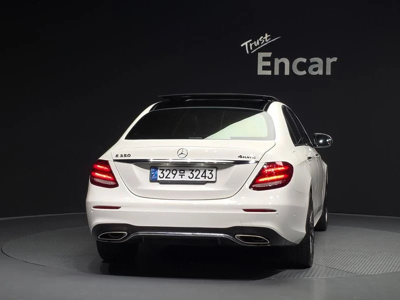 Mercedes-Benz E 350 E350 4MATIC AMG Line| 255�.�.| ���.��������� | Mobile.bg � ����������� 4
