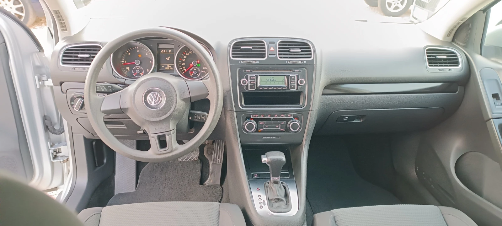 VW Golf 1.6TDI - изображение 9