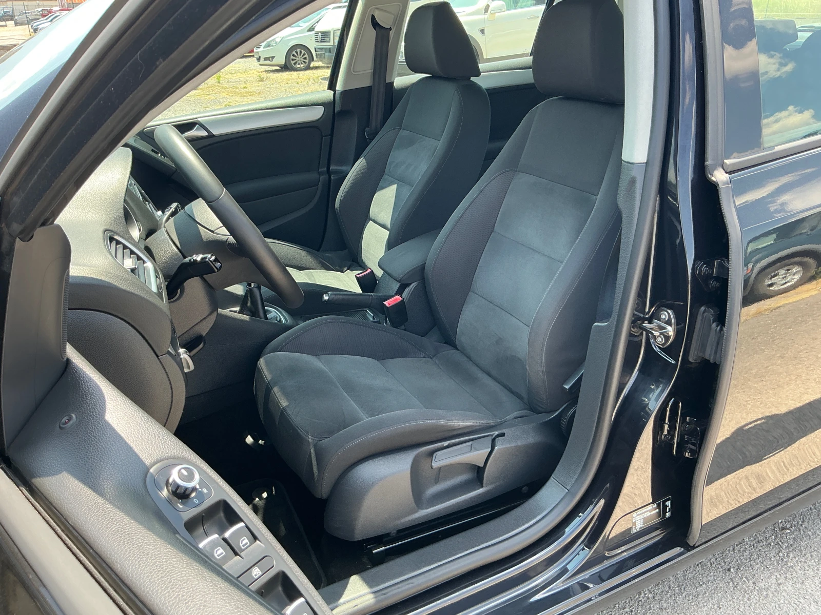 VW Golf 2.0 TDI | Mobile.bg   14