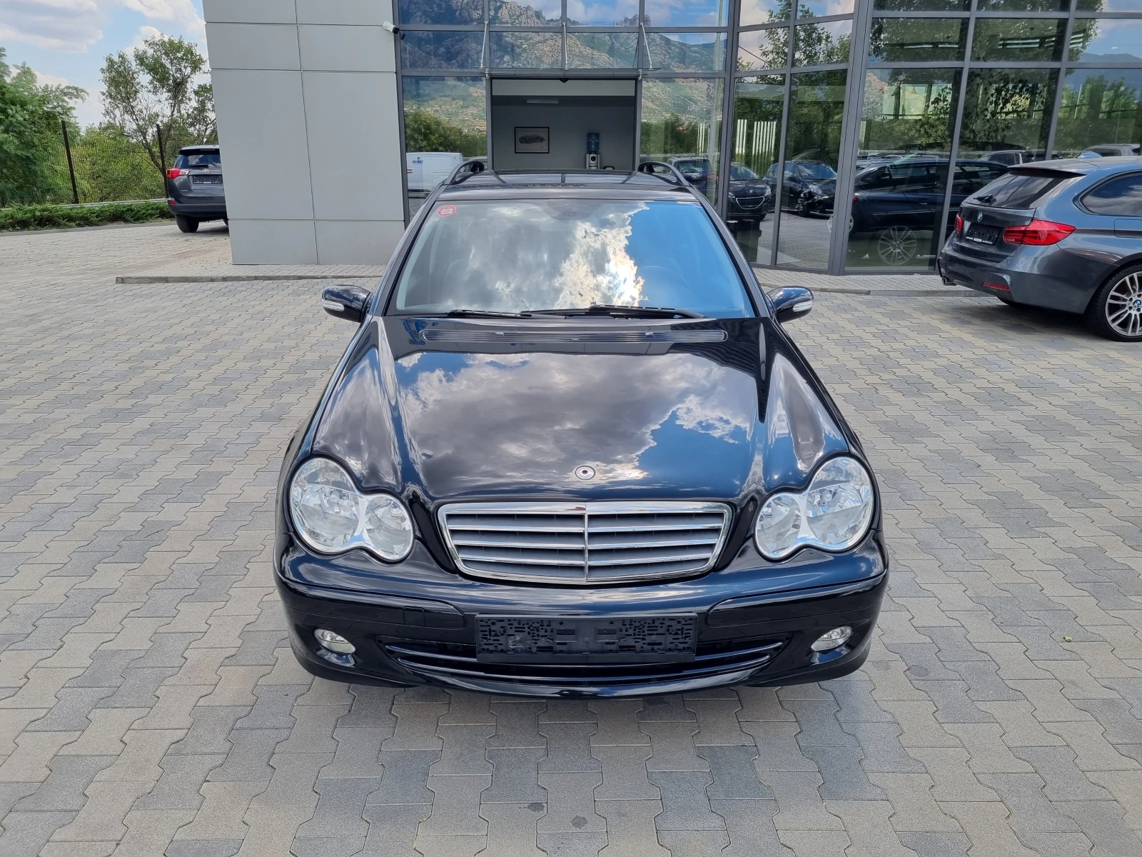 Mercedes-Benz C 200 CDi-74.000км * FACELIFT* КАТО НОВ - изображение 2
