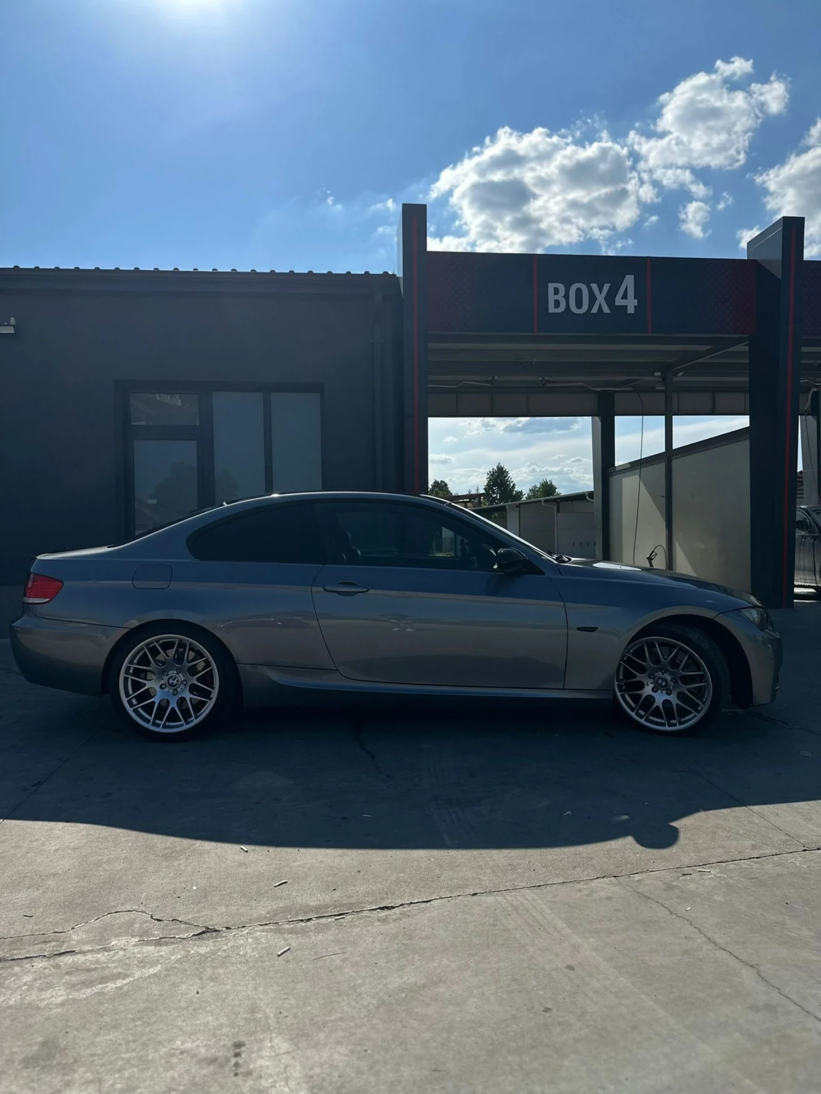 BMW 330 330xd - изображение 5