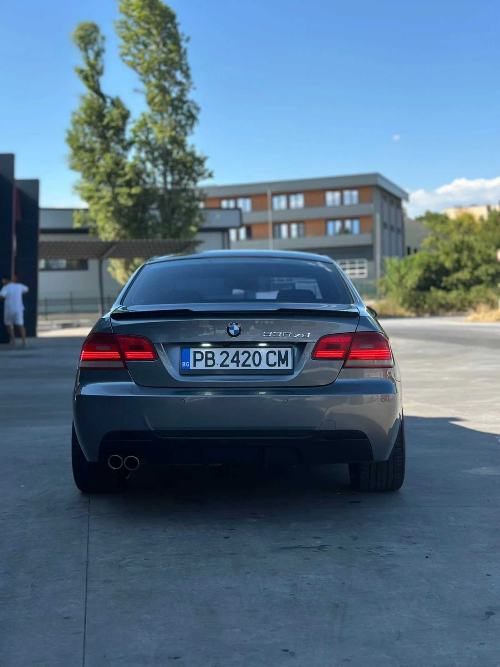 BMW 330 330xd - изображение 6