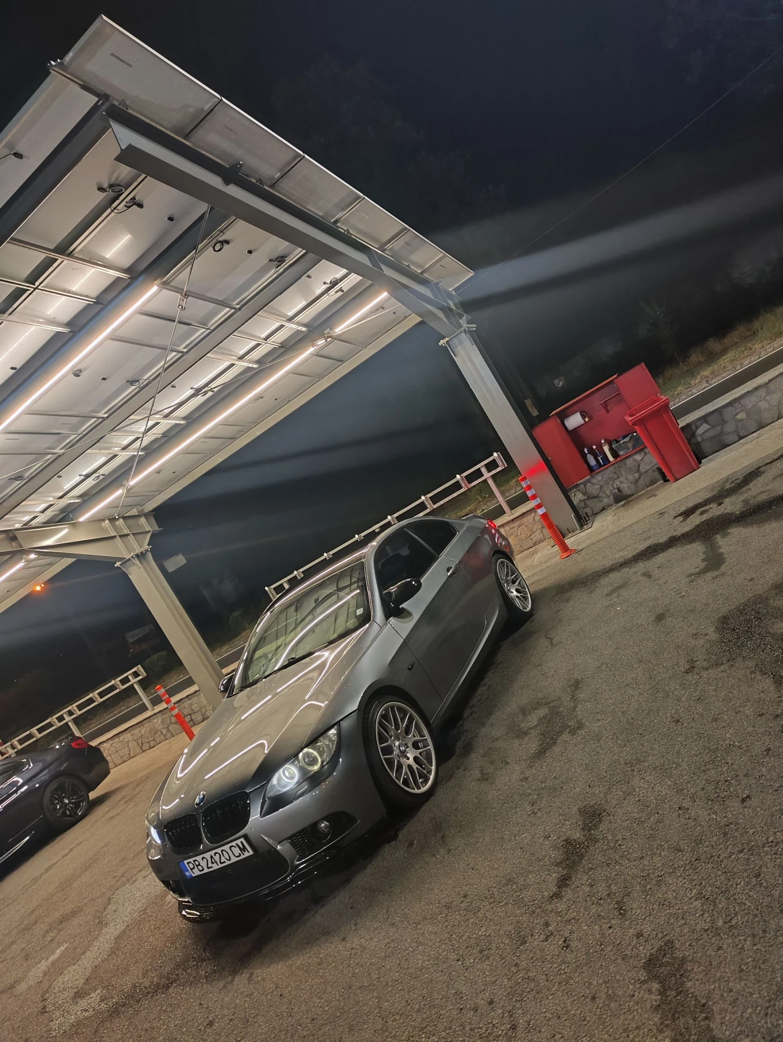 BMW 330 330xd - изображение 2