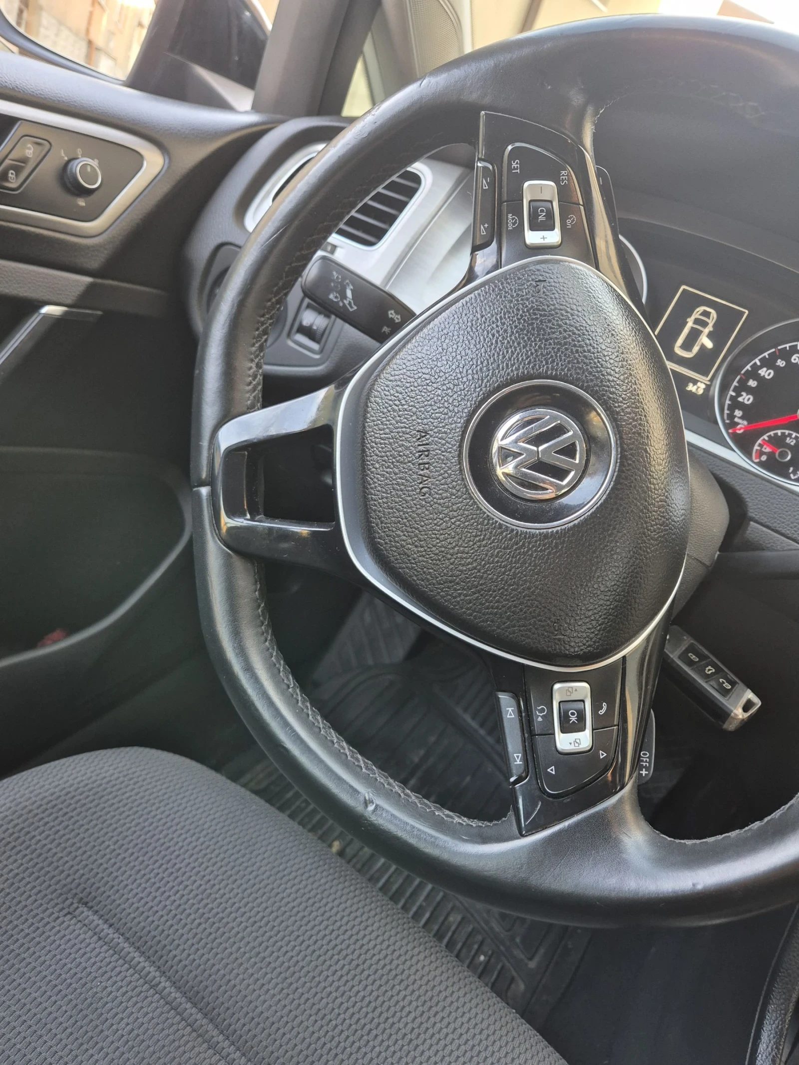 VW Golf Variant 2.0 tdi DSG - изображение 10