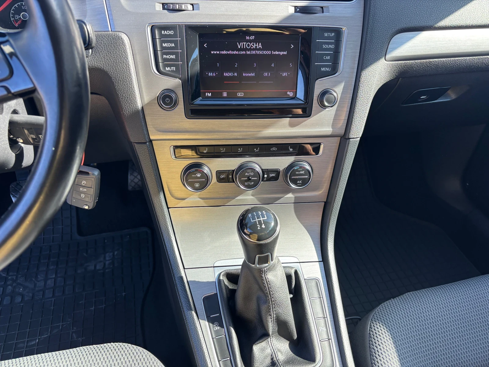 VW Golf | Mobile.bg   10