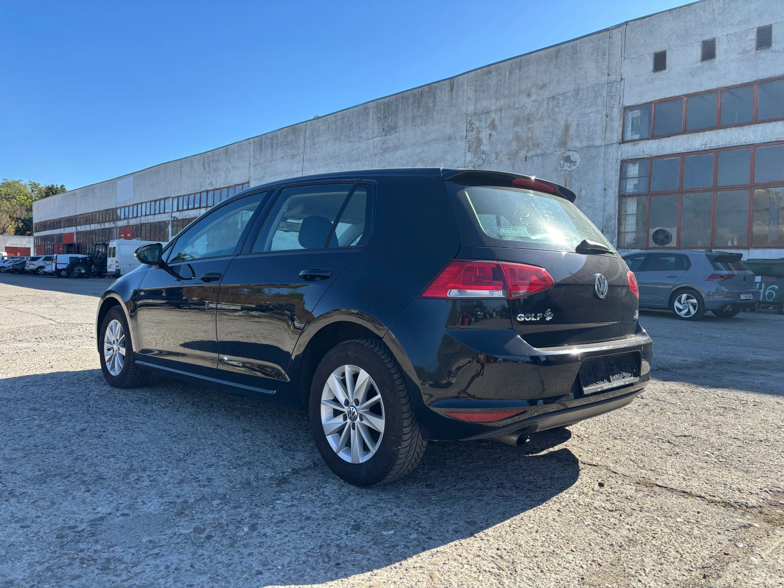 VW Golf | Mobile.bg   3