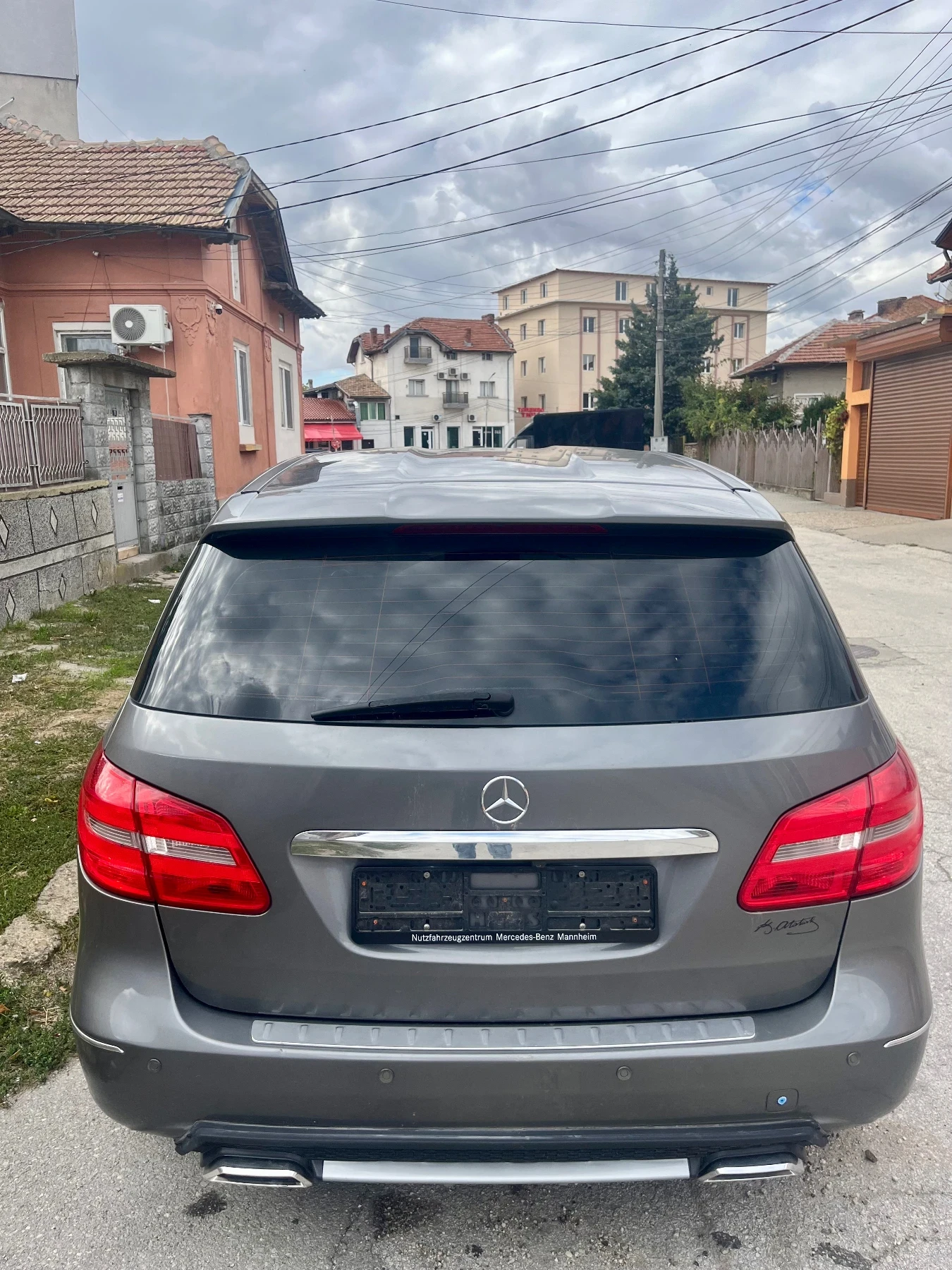 Mercedes-Benz B 180  - изображение 8